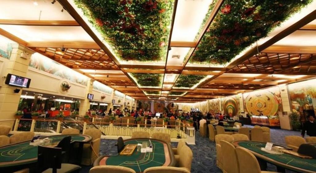 Grand Diamond City Hotel & Casino Poipet Экстерьер фото
