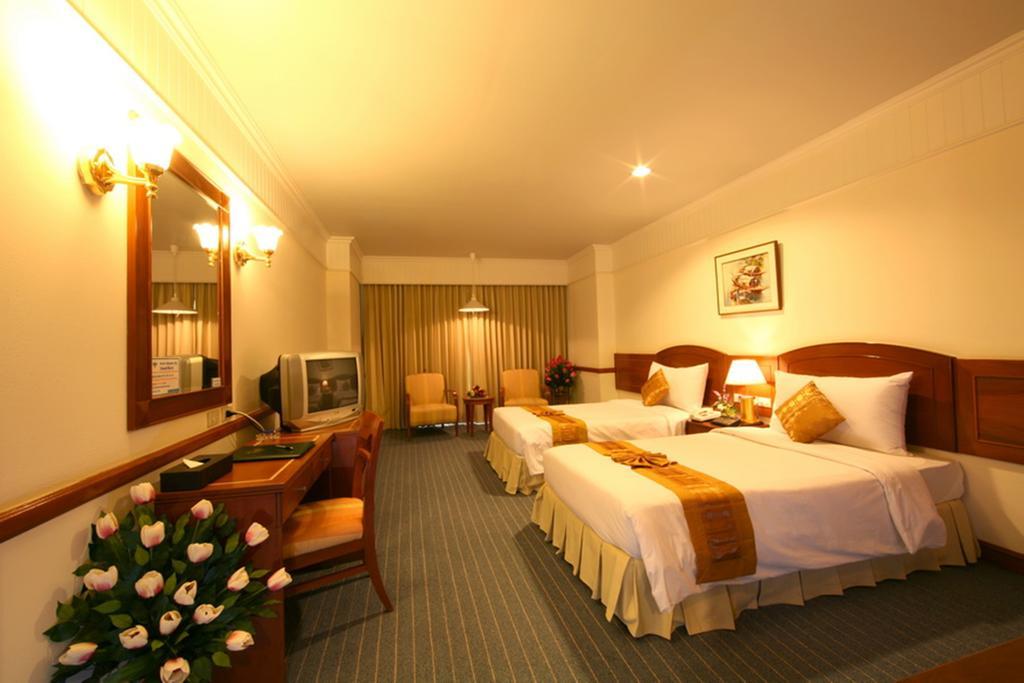 Grand Diamond City Hotel & Casino Poipet Экстерьер фото