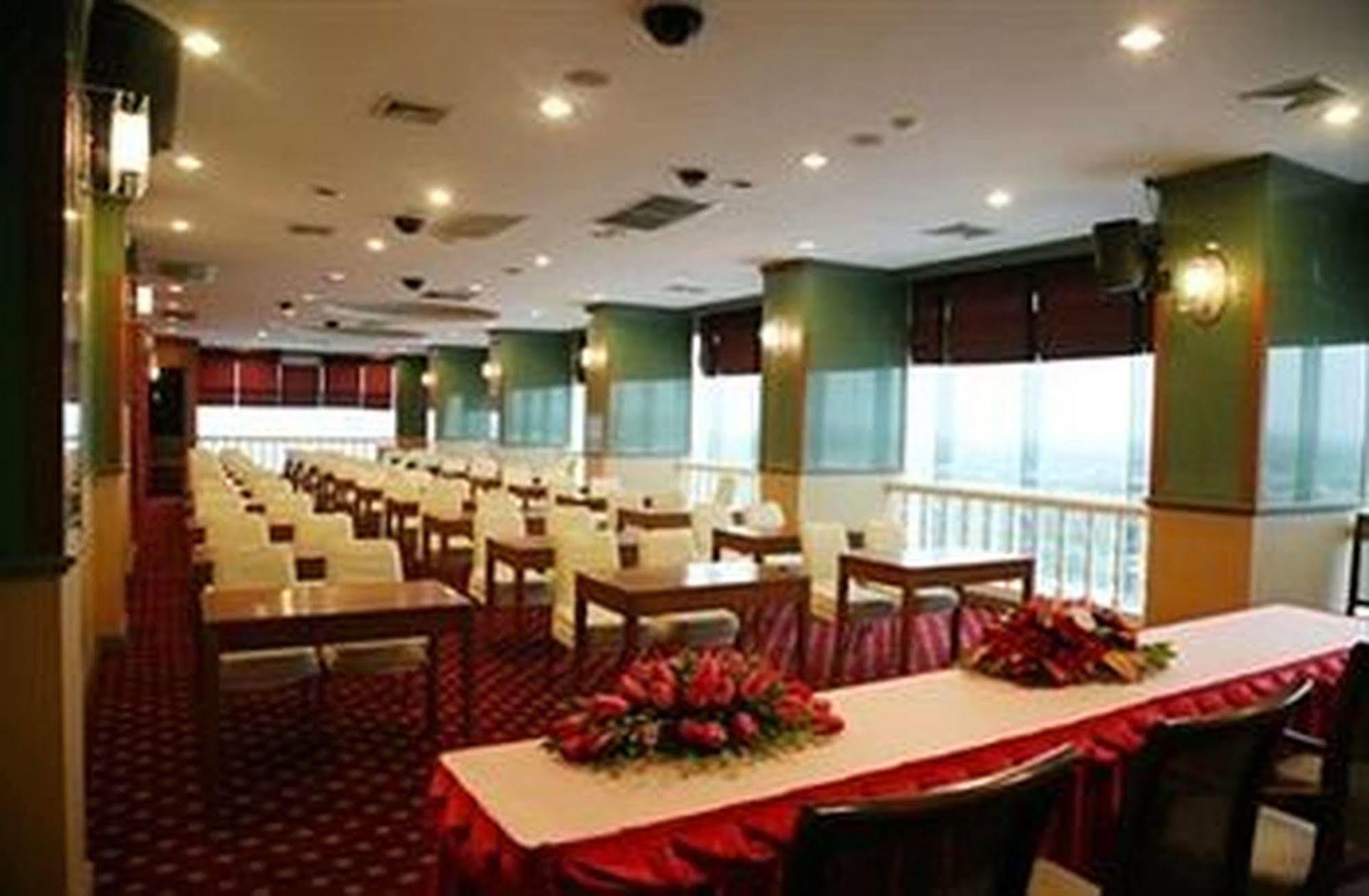 Grand Diamond City Hotel & Casino Poipet Экстерьер фото